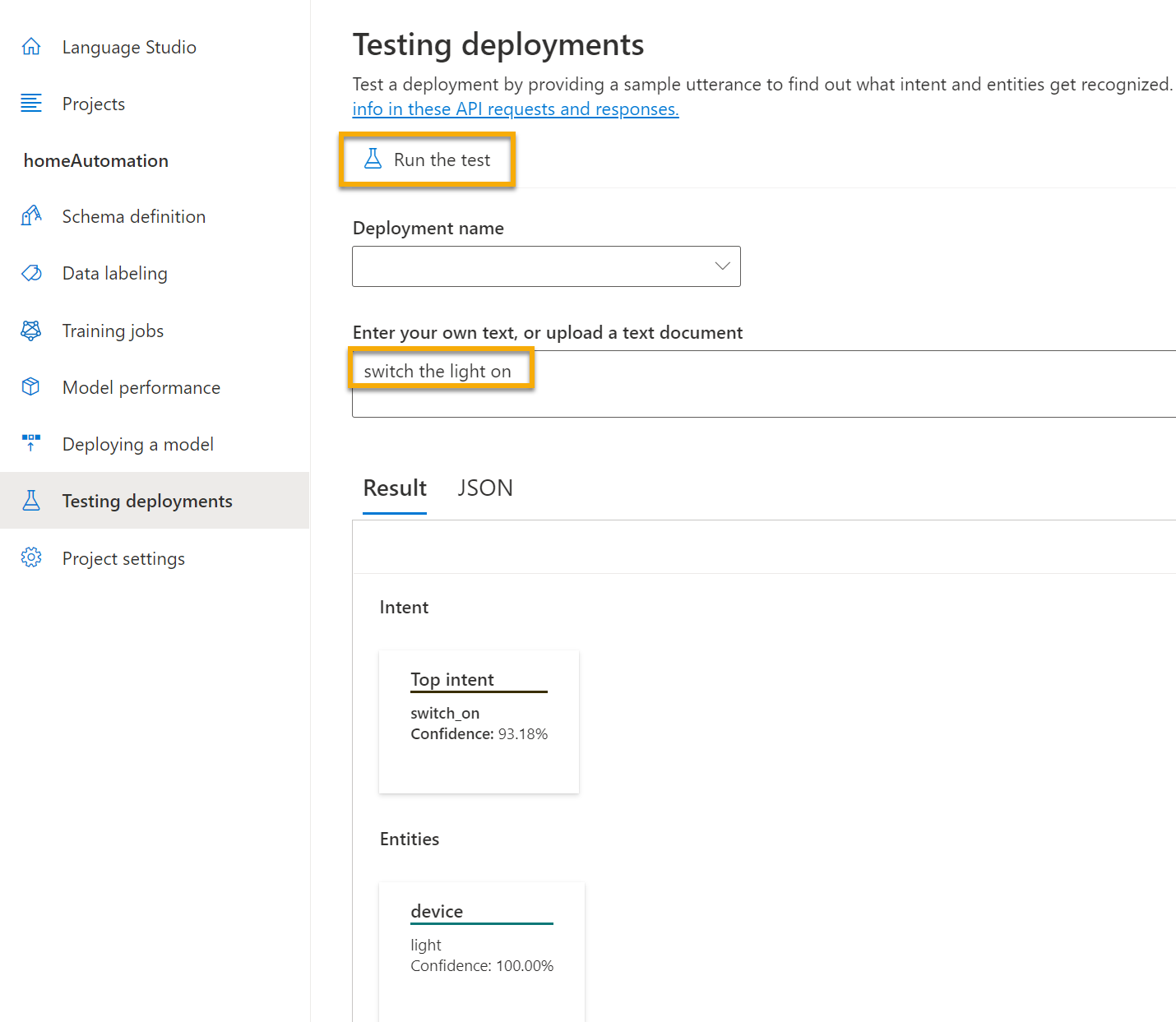 Testen Sie Ihr Modell, indem Sie Ihr bereitgestelltes Modell auswählen, dann Text eingeben und „Test ausführen“ auswählen.