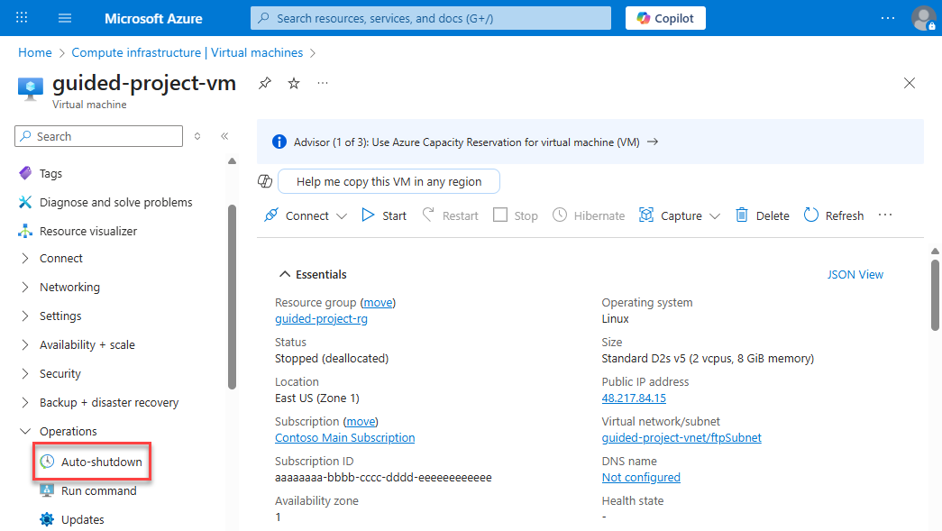 Screenshot of the virtual machine blade with the operations submenu expanded and auto-shutdown highlighted.