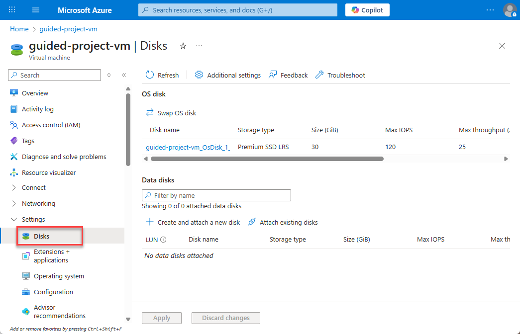 Screenshot of the virtual machine blade with the settings submenu expanded and the Disks hyperlink highlighted.